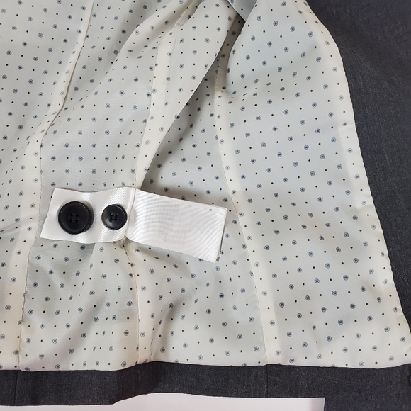 H & M Women's Waist Blazer - Picture 10 of 12